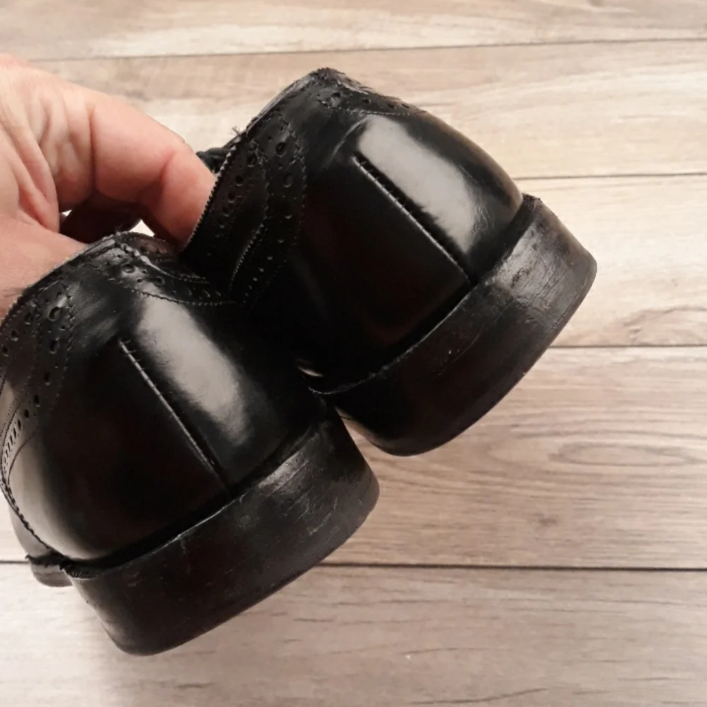 Allen Edmonds allen edmonds